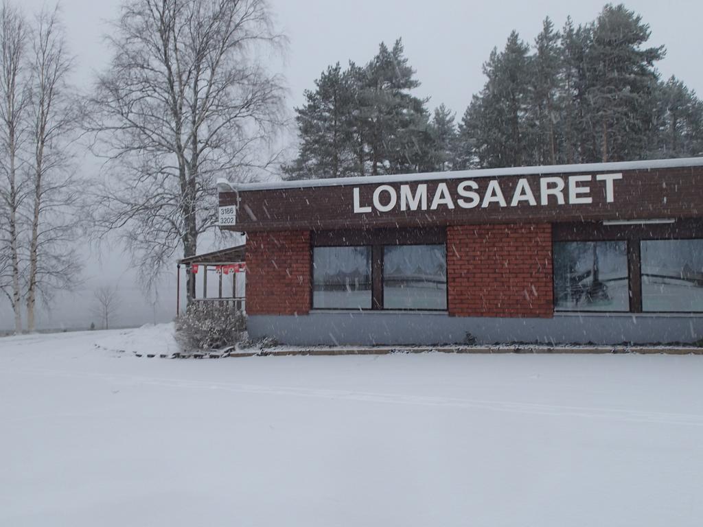 Lomasaaret 2*