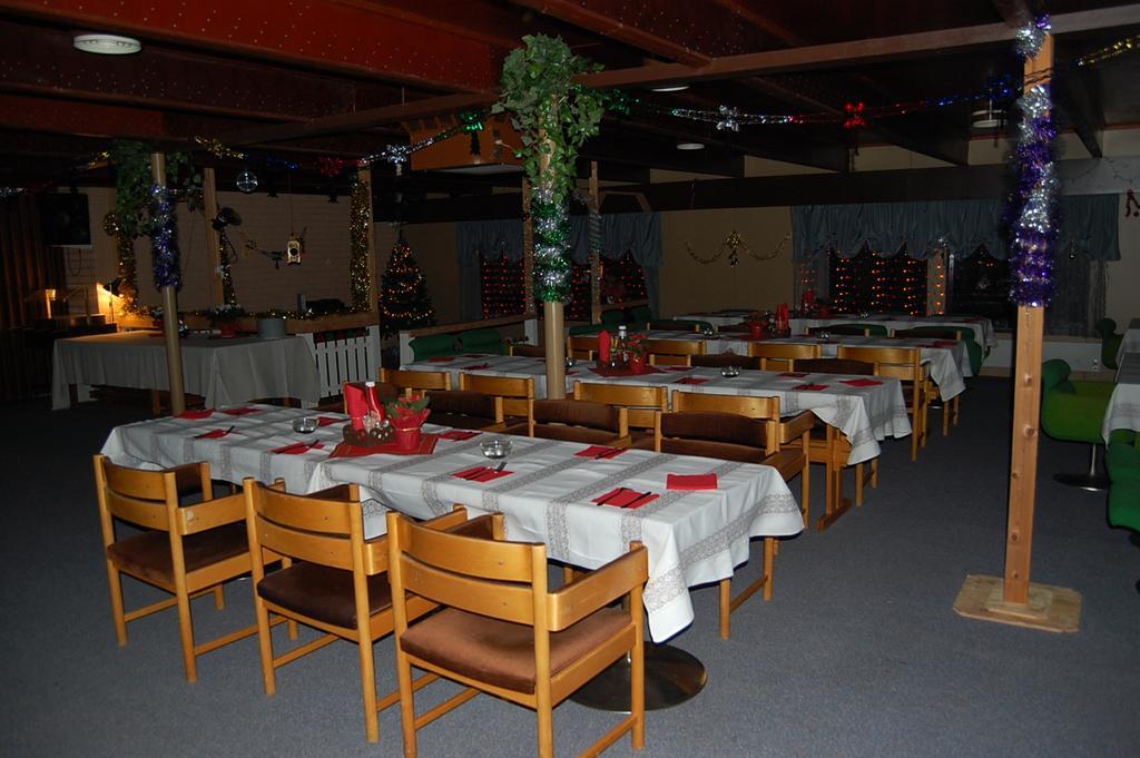 Lomasaaret Motel Villala
