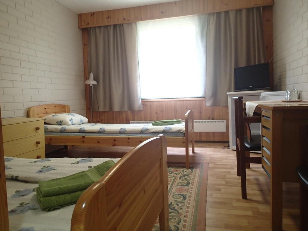 Motel Lomasaaret 2*